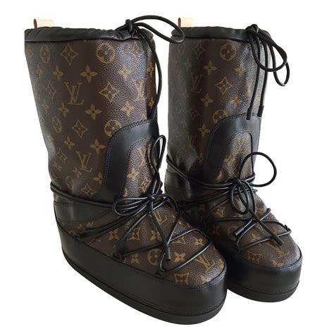 used louis vuitton boots